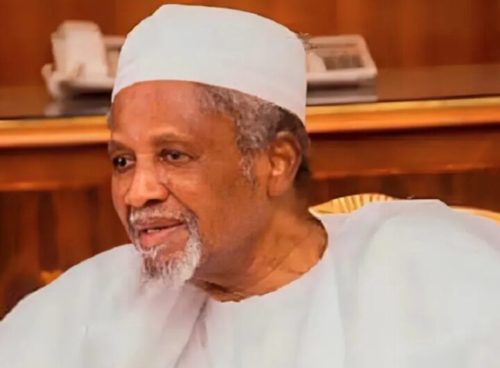 Alhaji aminu dantata .jpg (1) 1